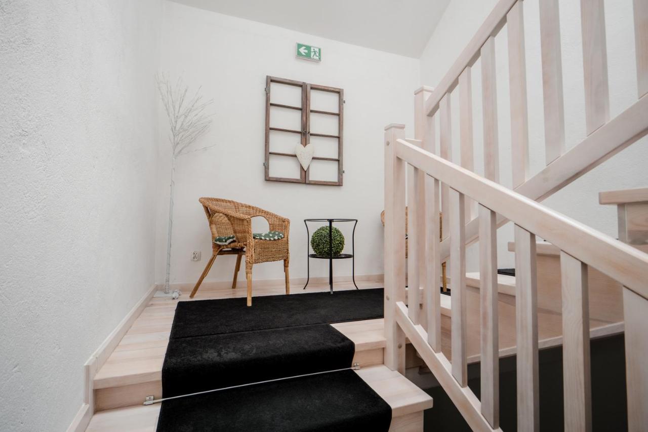Zielone Wzgorze Bed & Breakfast Sulistrowiczki ภายนอก รูปภาพ